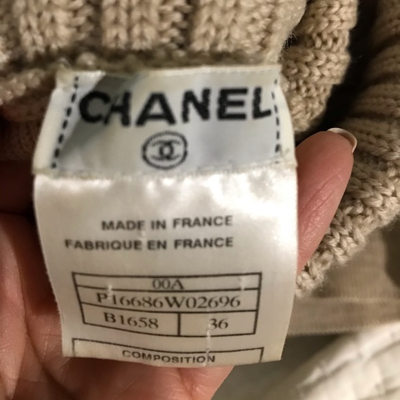 Tan Chanel warm top - Picture 2 of 7